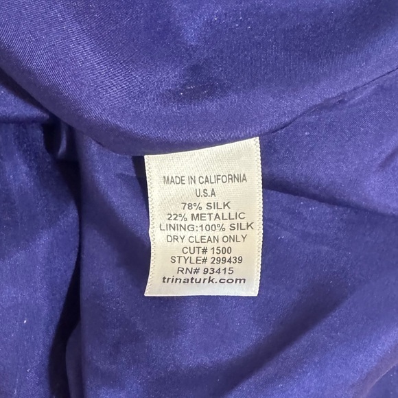 Women’s Trina Turk silk purple metallic sleeveless dress with deep v-neck Size 4 - Picture 4 of 4